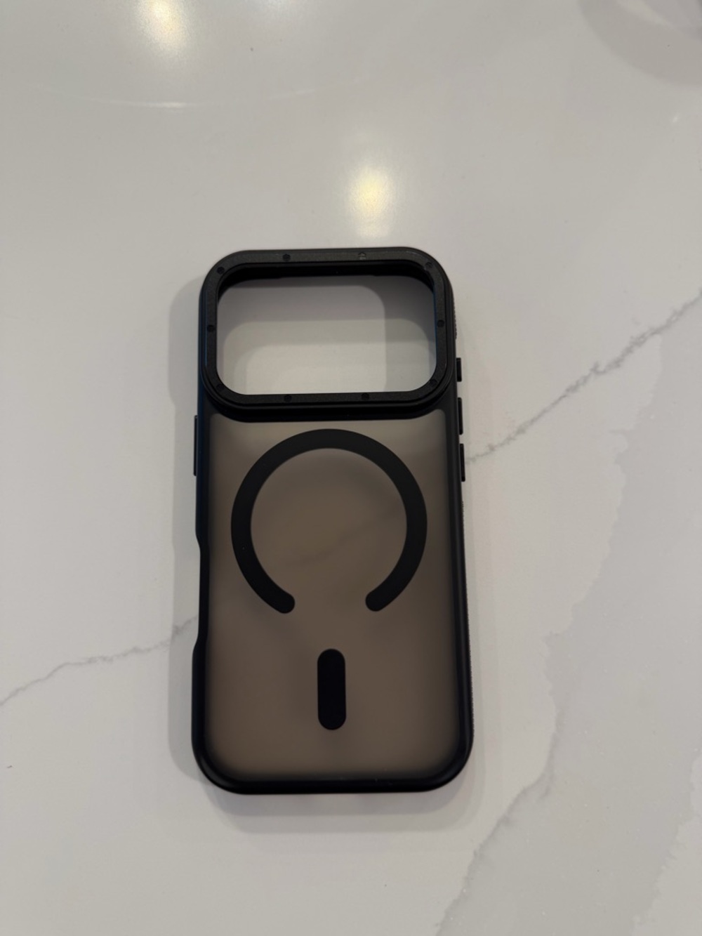 MagSafe-Compatible Black Frosted iPhone 17 Pro Case